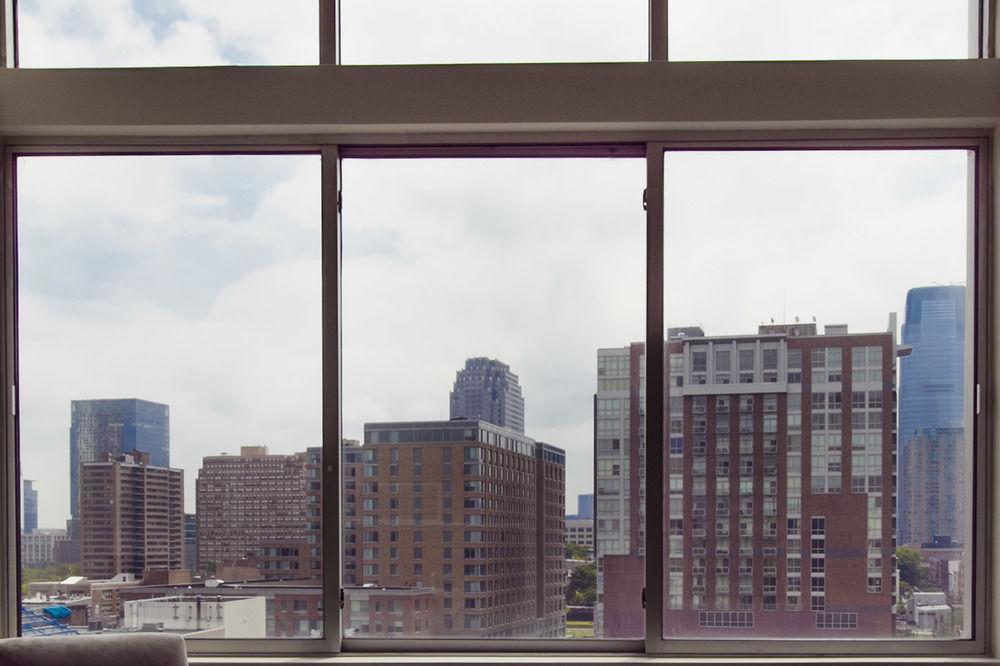 Deedee'S Apartments At Regent Jersey City Exterior photo